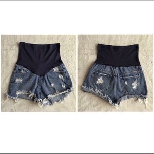 Kancan Pinkblush distressed maternity shorts